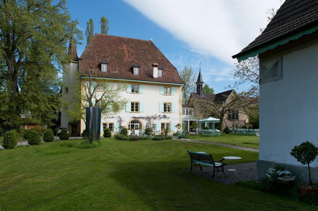 Schloss Ueberstorf - Tafeln, Tagen, Traeumen Екстер'єр фото